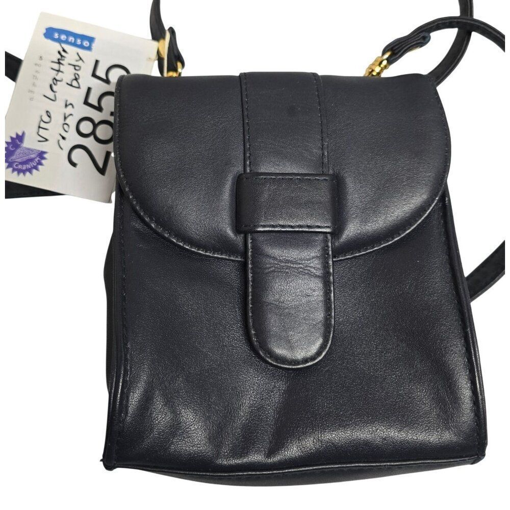 Vintage Jaclyn Smith Black Leather Crossbody Bag With Gold Hardware